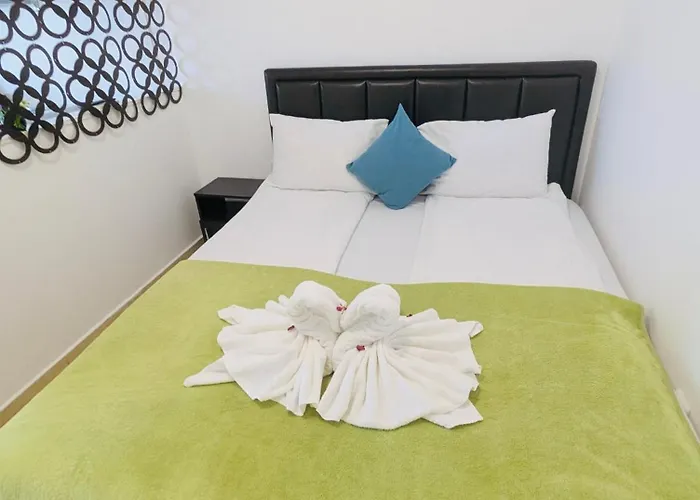 Fregata 15 דירה סבטי ולאס